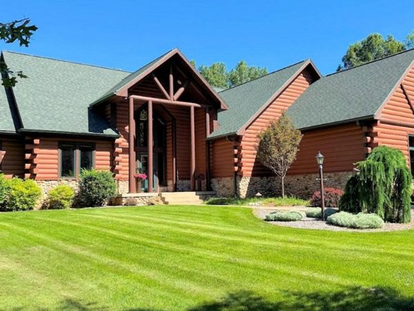 N7743 Half Moon Bay Drive, New Lisbon, WI 53950