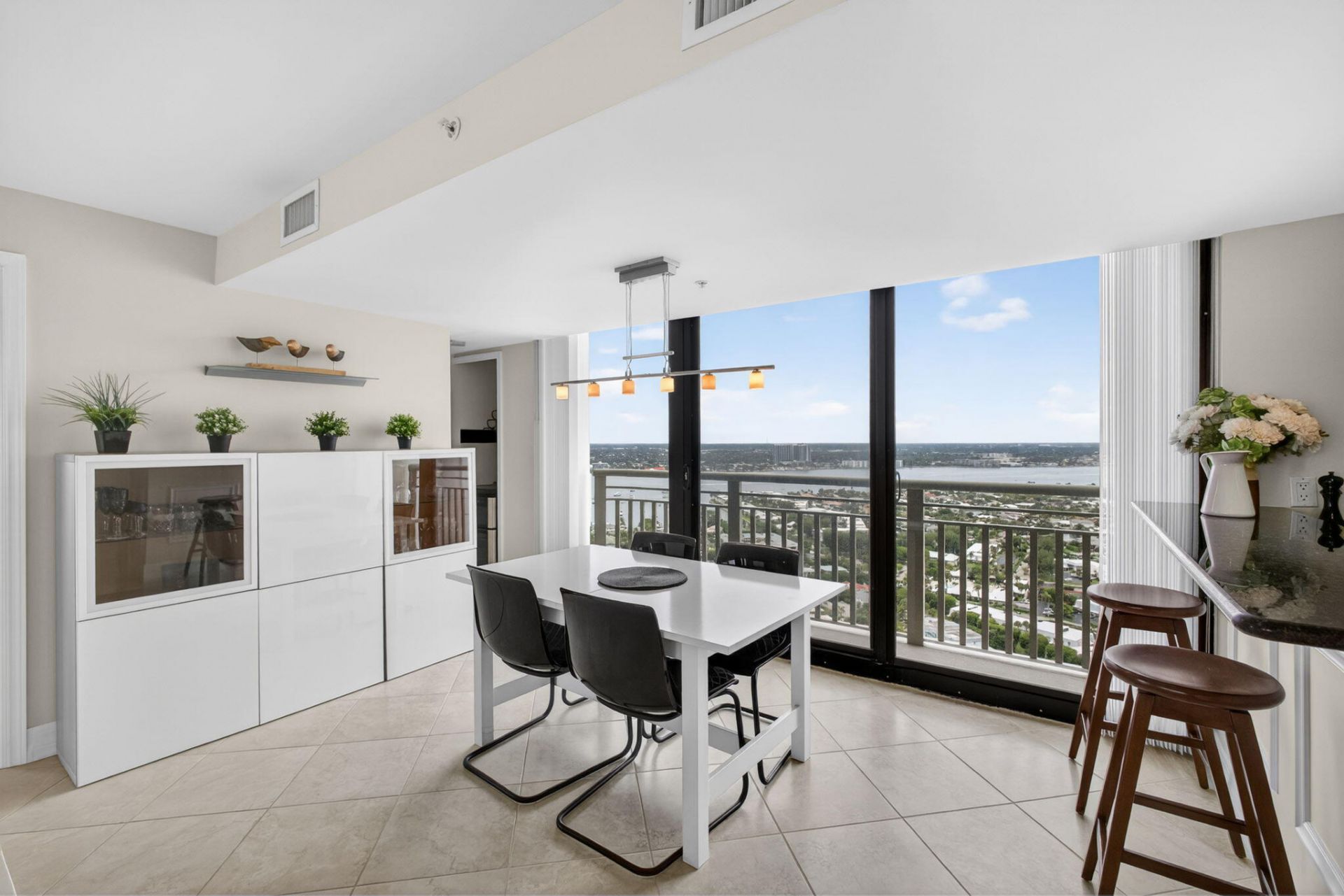 3000 N Ocean Avenue, Riviera Beach, FL 33404 Photo