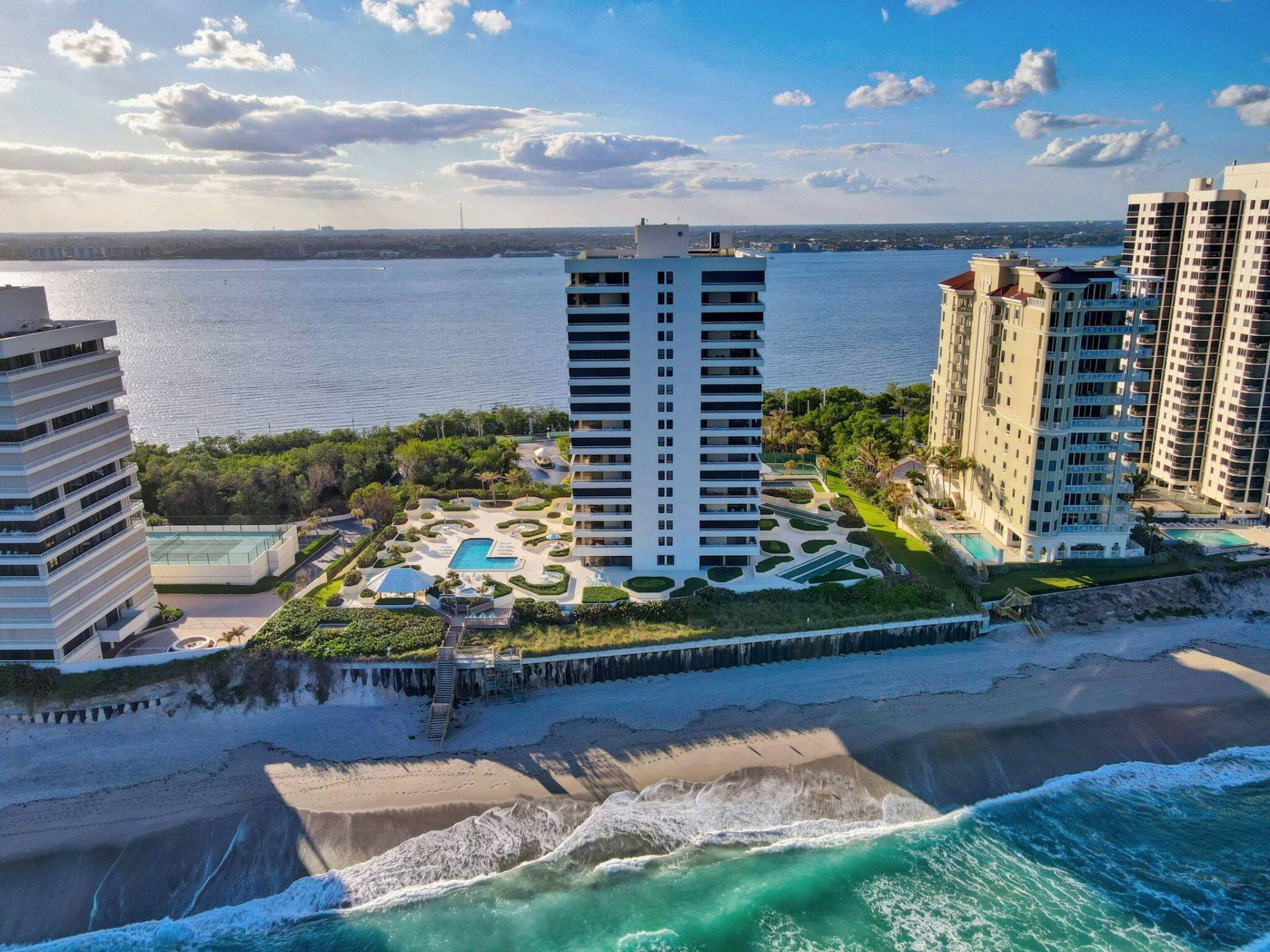 5280 N Ocean Drive, Unit 3a, Singer Island, FL 33404 Photo