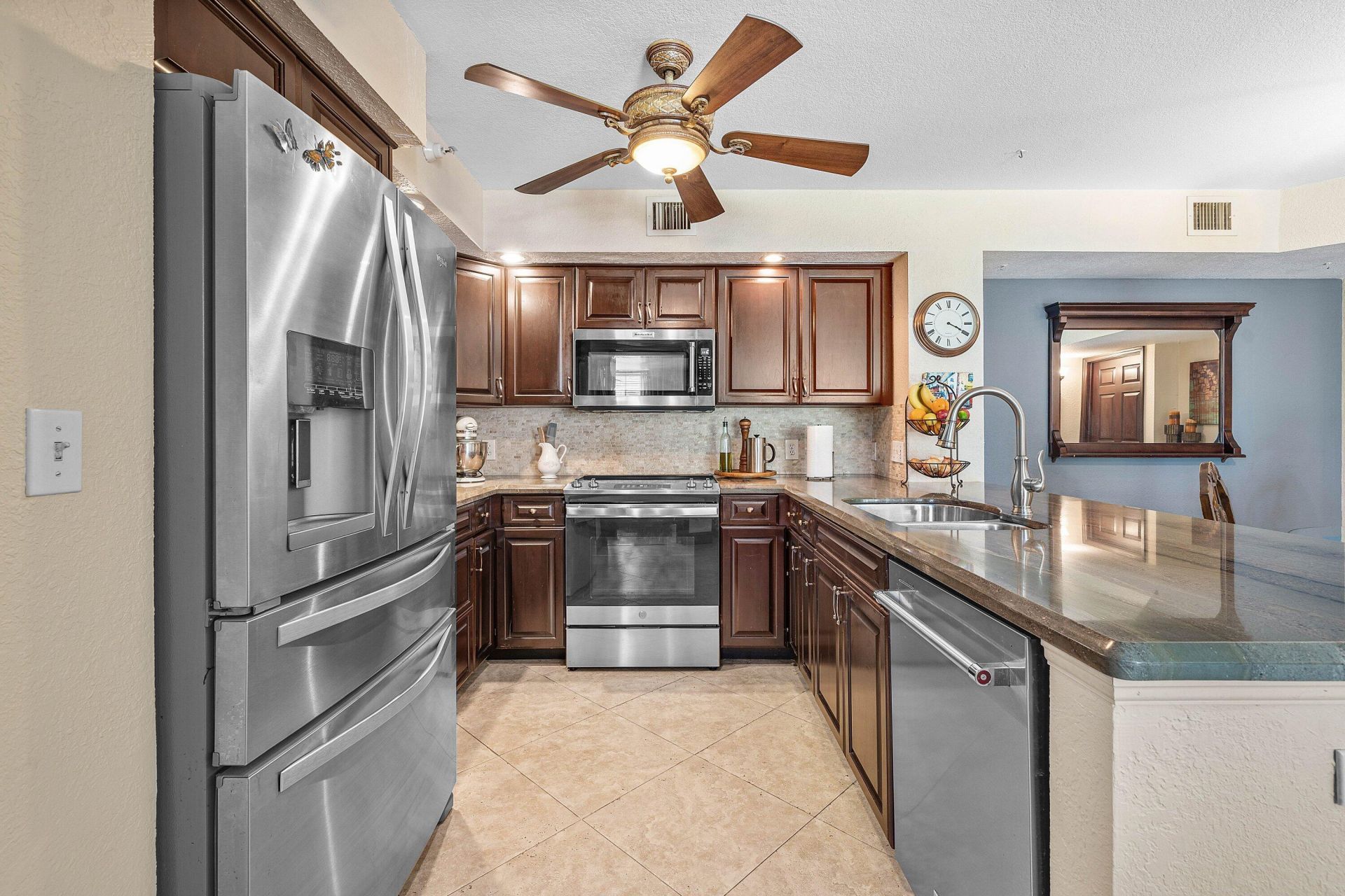 111 Yacht Club Way, Unit 108, Hypoluxo, FL 33462 Photo