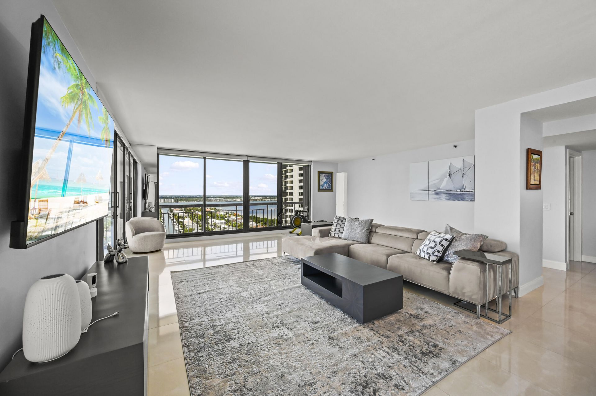 4000 N Ocean Drive, Unit 2004, Singer Island, FL 33404 Photo