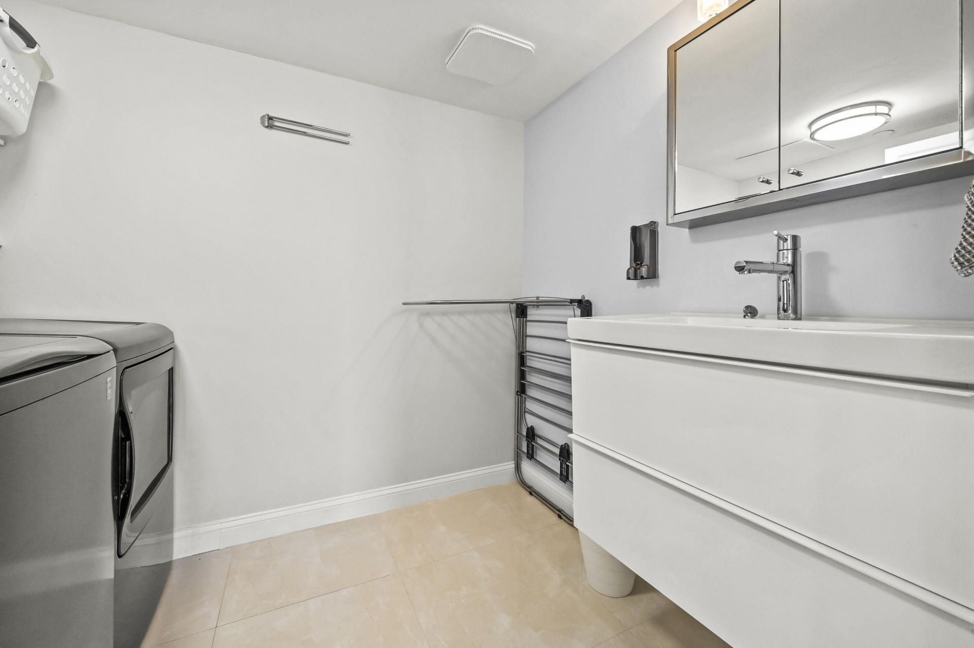 4000 N Ocean Drive, Unit 2004, Singer Island, FL 33404 Photo
