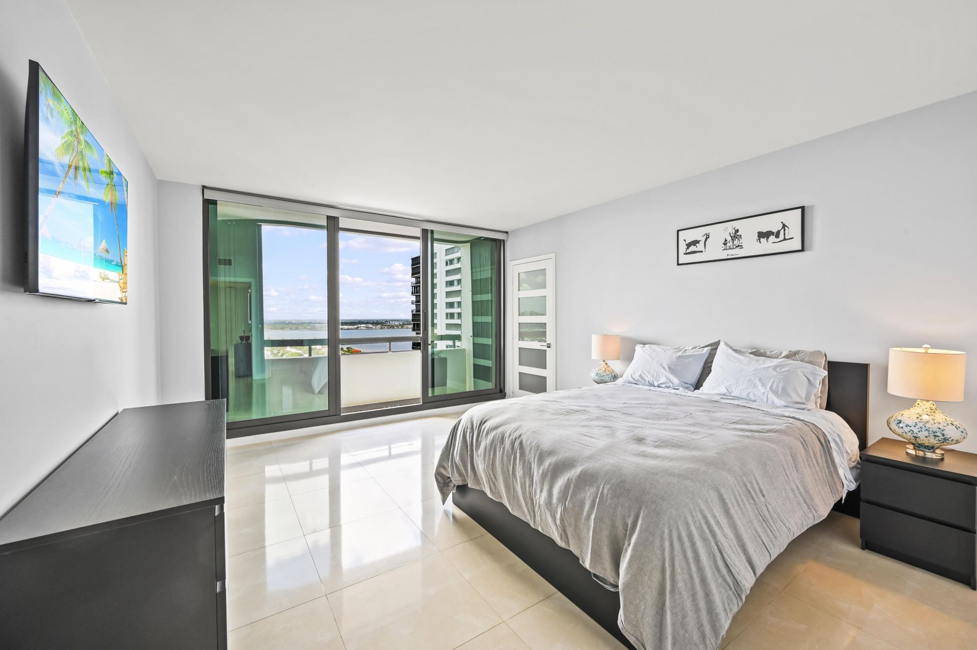 4000 N Ocean Drive, Unit 2004, Singer Island, FL 33404 Photo