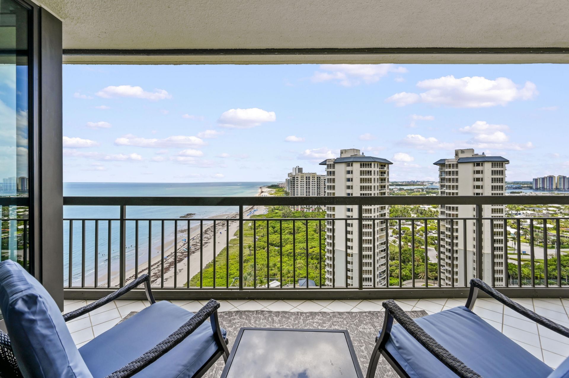 4000 N Ocean Drive, Unit 2004, Singer Island, FL 33404 Photo