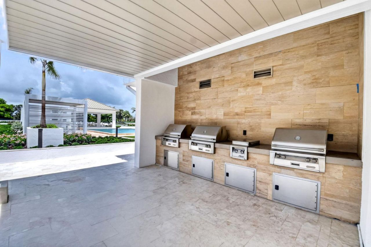 4000 N Ocean Drive, Unit 2004, Singer Island, FL 33404 Photo
