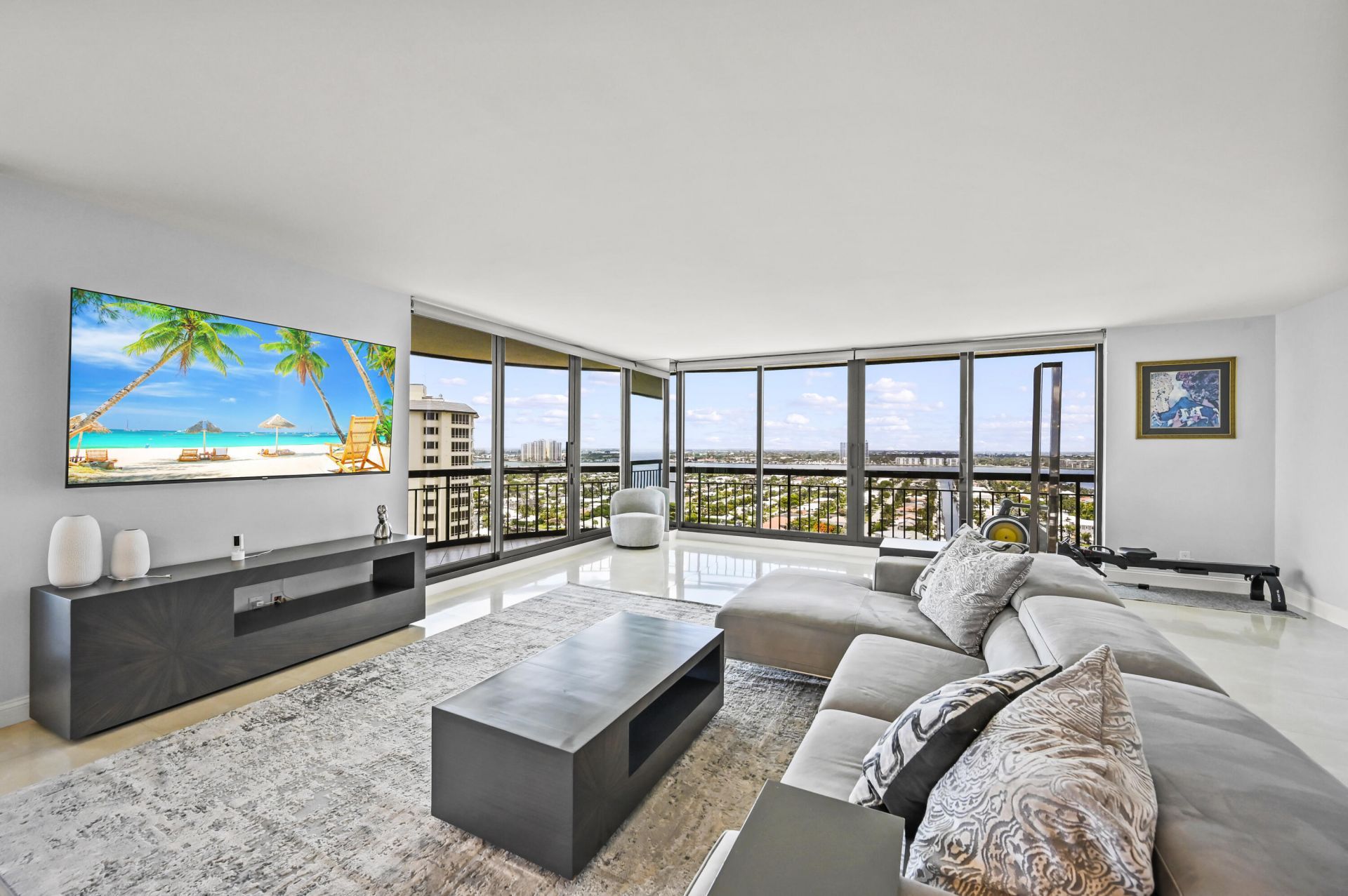 4000 N Ocean Drive, Unit 2004, Singer Island, FL 33404 Photo