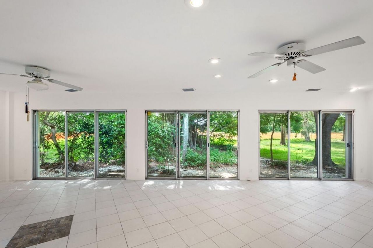 4704 Queen Palm Lane, Tamarac, FL 33319 Photo