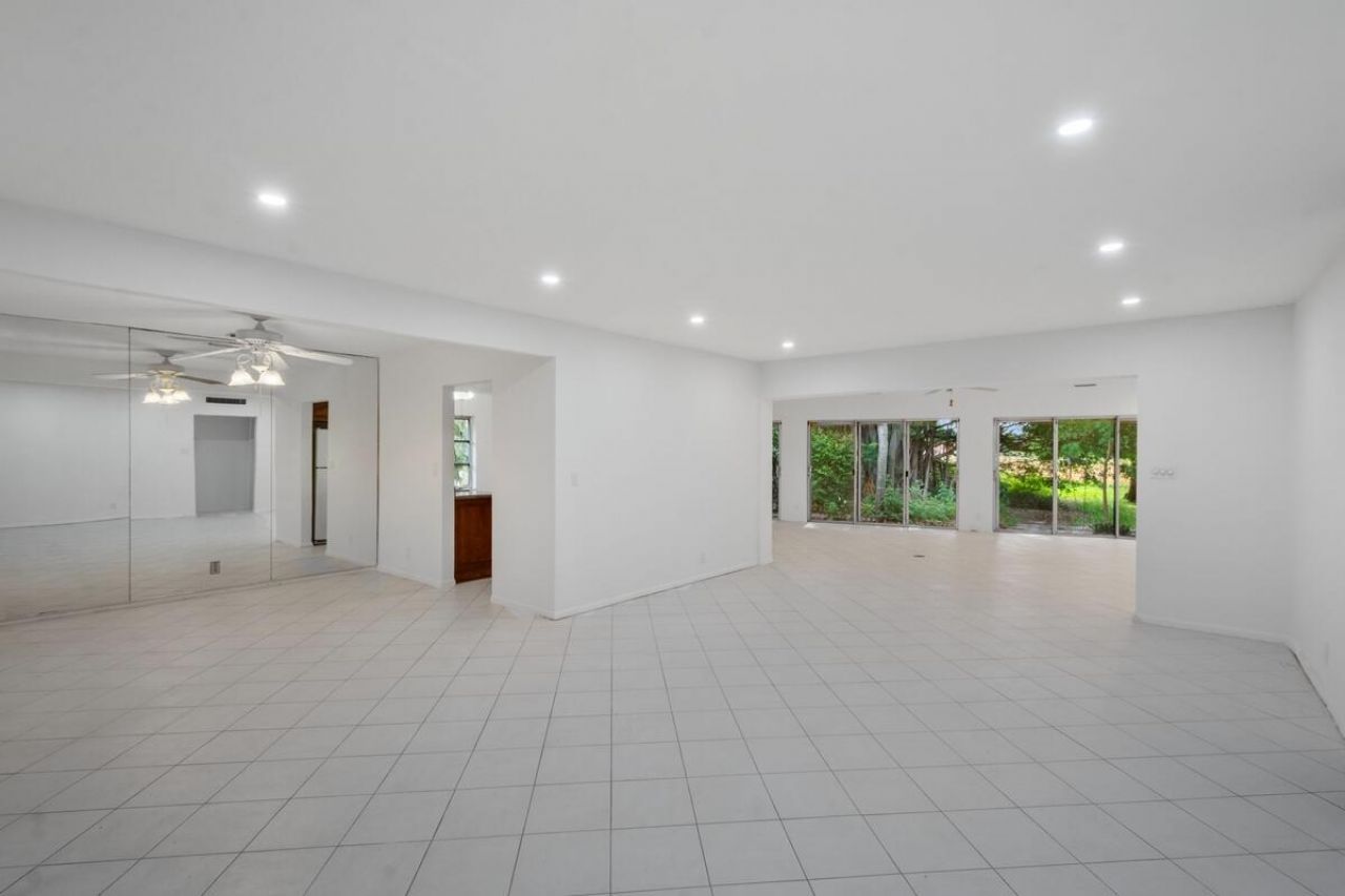 4704 Queen Palm Lane, Tamarac, FL 33319 Photo