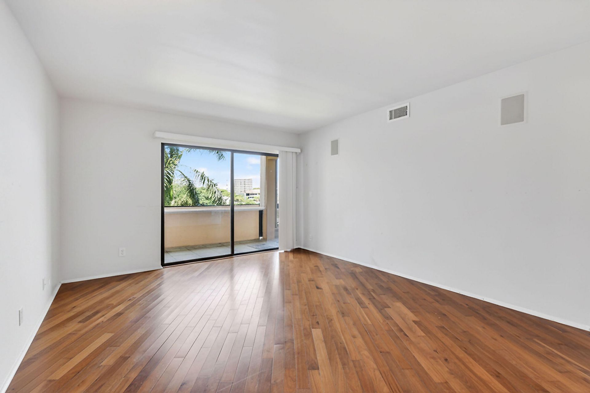 1036 Us Highway 1, Unit 324, North Palm Beach, FL 33408 Photo