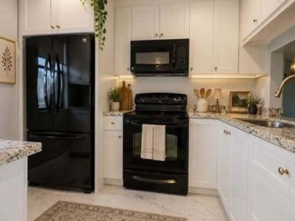 10332 Sunrise Lakes Boulevard, Unit 310, Sunrise, FL 33322