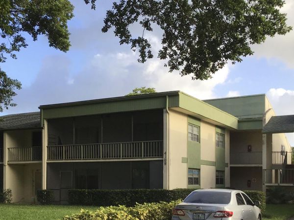 4109 NW 88th Avenue, Unit 207, Coral Springs, FL 33065