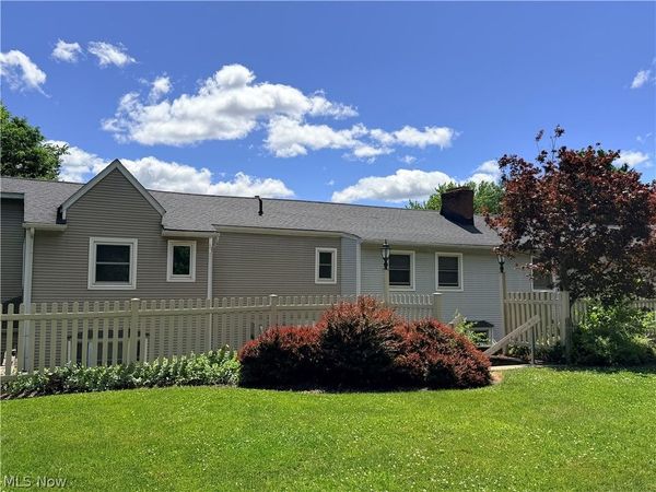 11056 State Route 44 , Unit M, Mantua, OH 44255