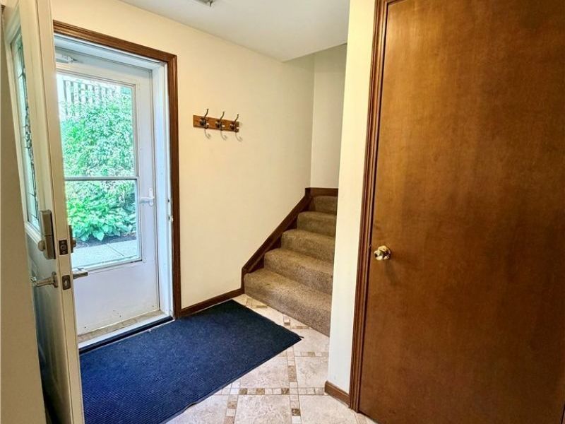 11056 State Route 44 , Unit M, Mantua, OH 44255 Photo 10