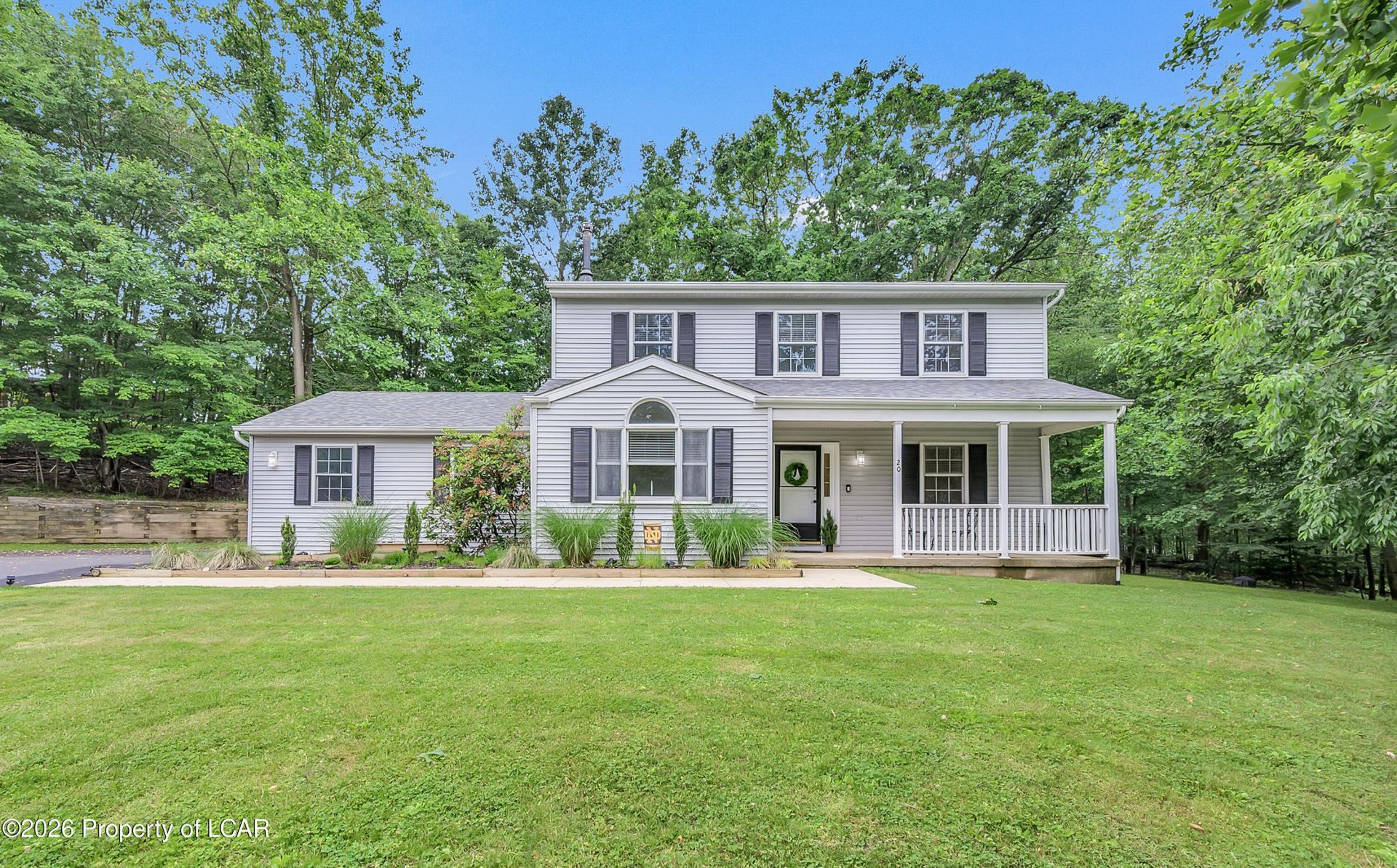 20 Stream View Court, Mountain Top, PA 18707 Main Photo