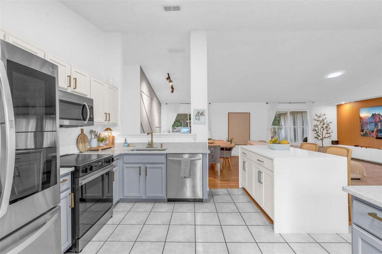 2704 Libbys Lane, Ocoee, FL 34761 Photo