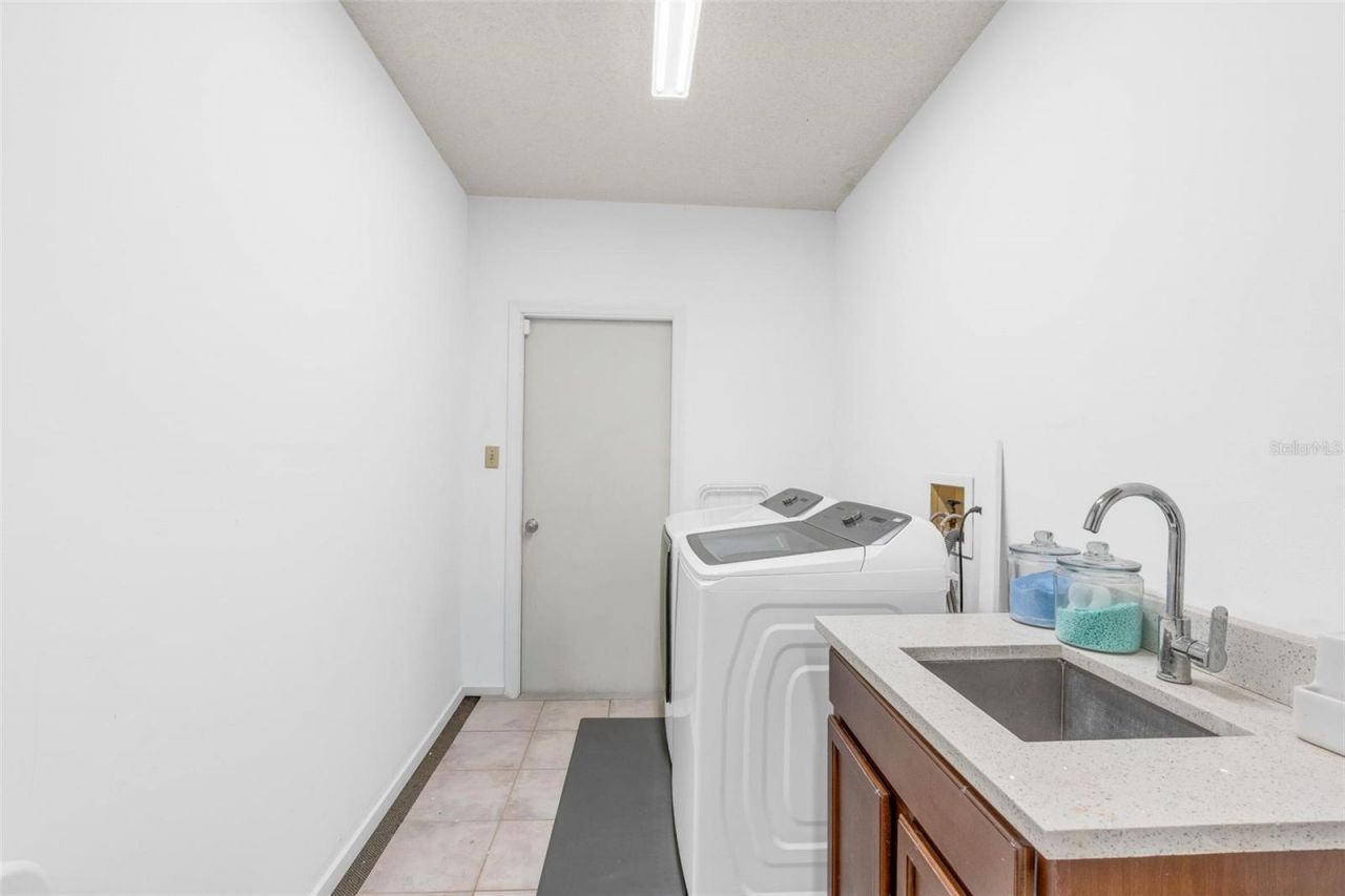 2704 Libbys Lane, Ocoee, FL 34761 Photo