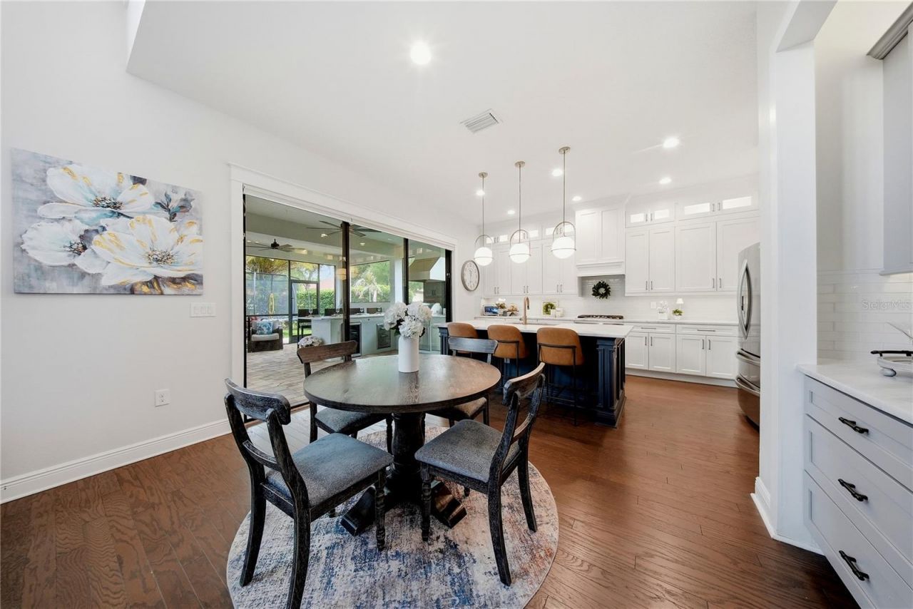 8413 Dunham Station Drive, Tampa, FL 33647 Photo