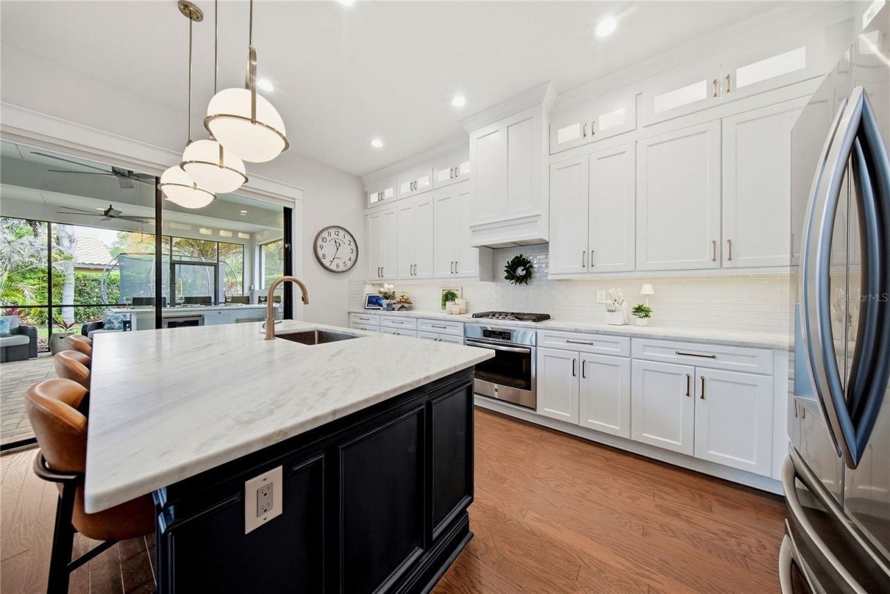8413 Dunham Station Drive, Tampa, FL 33647 Photo