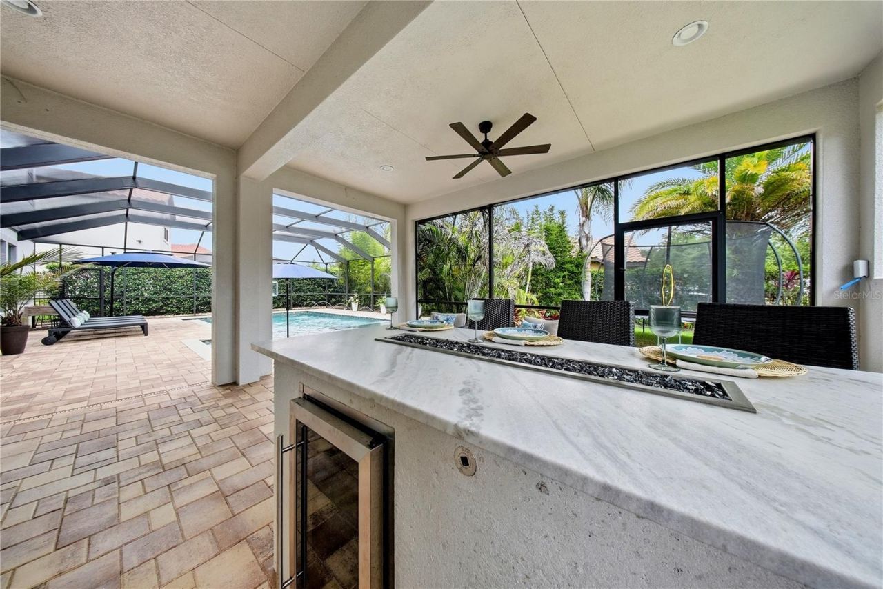 8413 Dunham Station Drive, Tampa, FL 33647 Photo