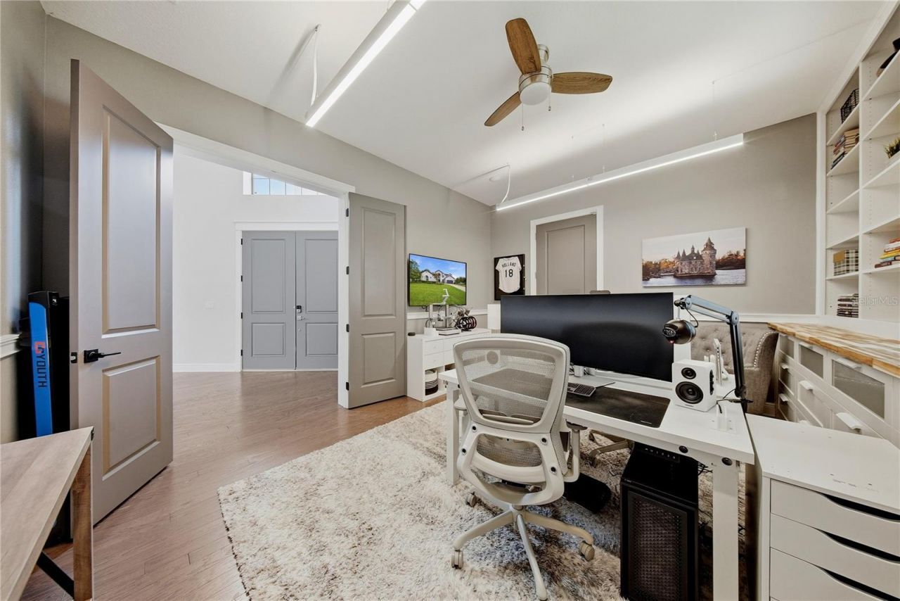 8413 Dunham Station Drive, Tampa, FL 33647 Photo