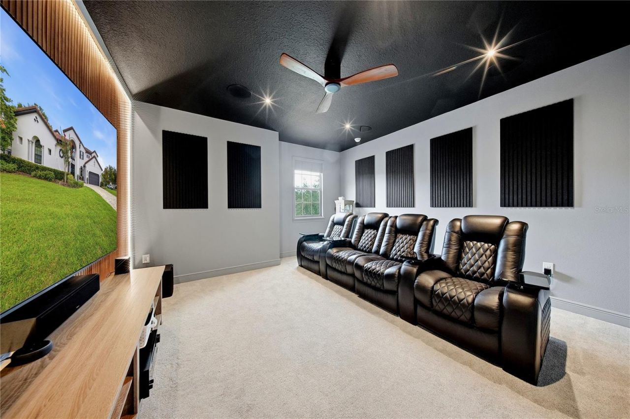 8413 Dunham Station Drive, Tampa, FL 33647 Photo