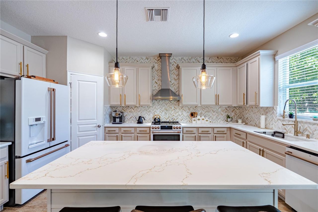 1908 W Nassau Street, Tampa, FL 33607 Photo