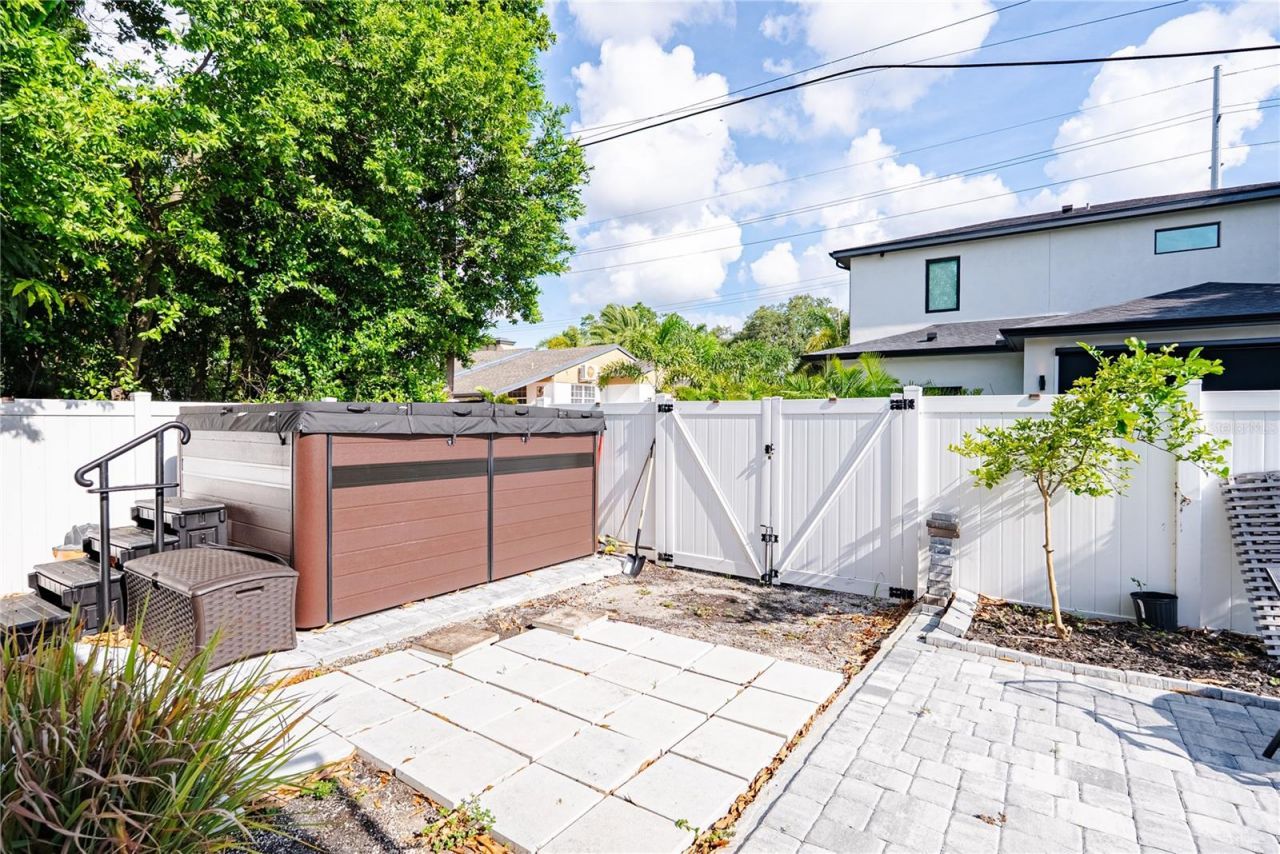 1908 W Nassau Street, Tampa, FL 33607 Photo