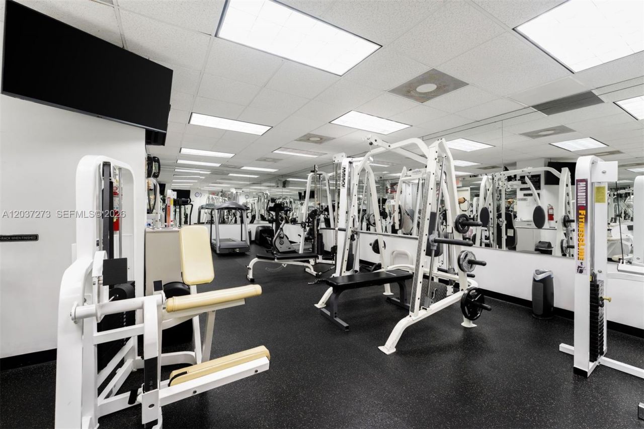 5500 Collins Ave , Unit 1401, Miami Beach, FL 33140 Photo