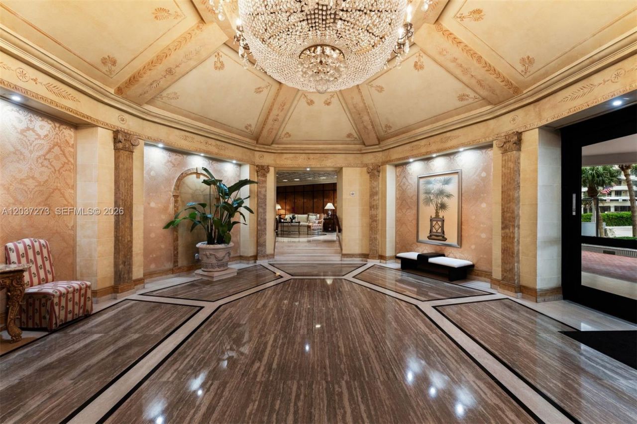 5500 Collins Ave , Unit 1401, Miami Beach, FL 33140 Photo