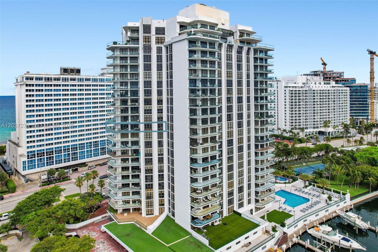 5500 Collins Ave , Unit 1401, Miami Beach, FL 33140 Photo