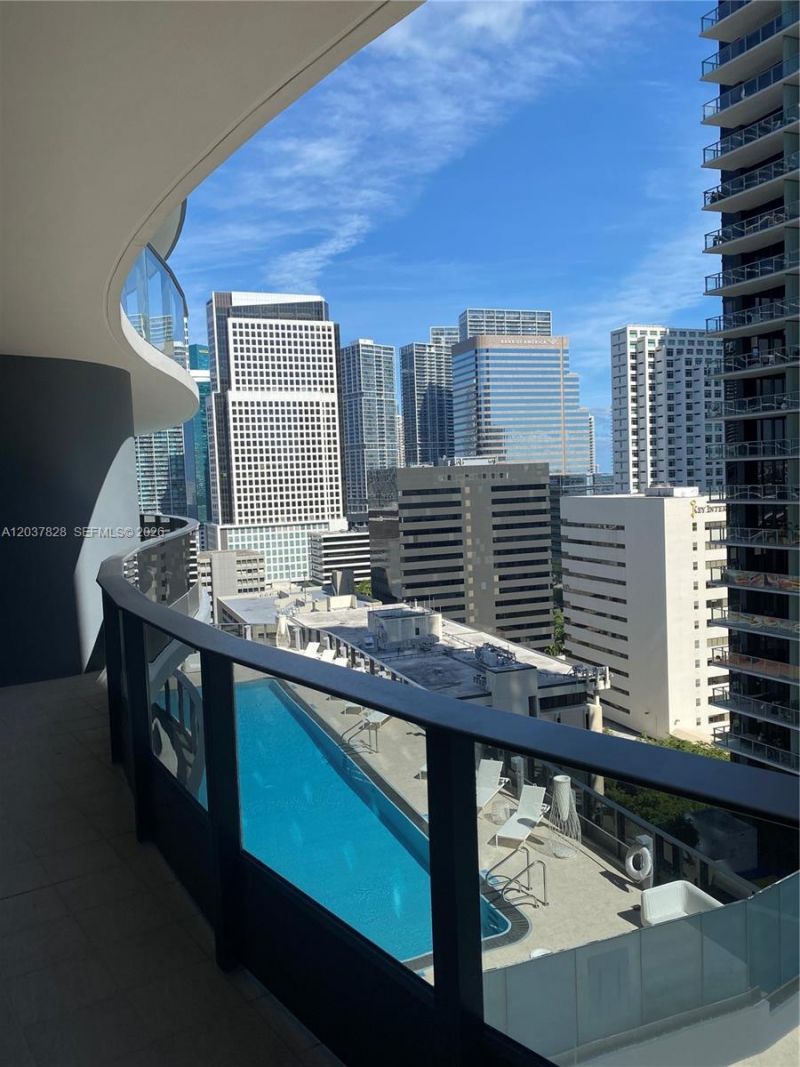 1000 Brickell Plaza , Unit 2007, Miami, FL 33131 Photo