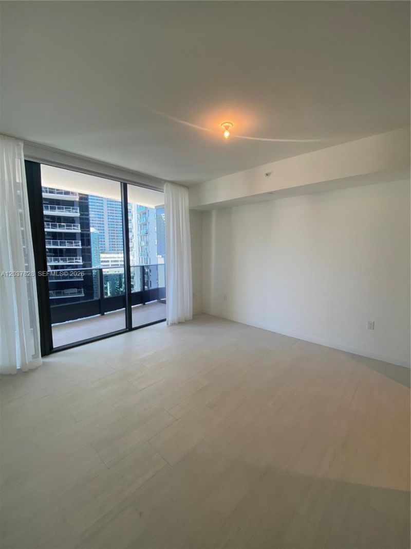 1000 Brickell Plaza , Unit 2007, Miami, FL 33131 Photo