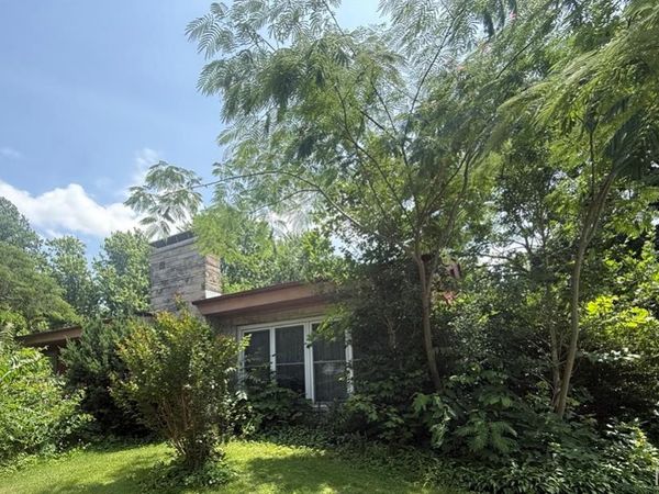 528 W Washington Avenue , Vandalia, IL 62471