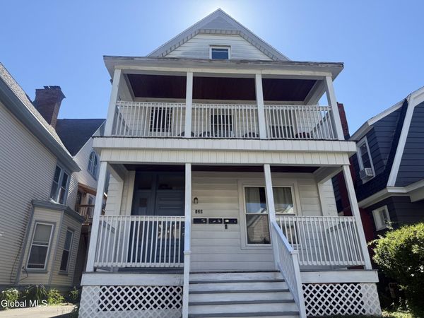 128 6th Avenue, Troy, NY 12180