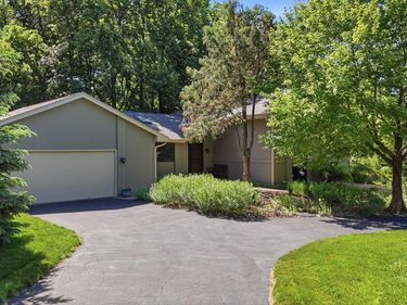 3610 Evergreen Lane N, Plymouth, MN 55441