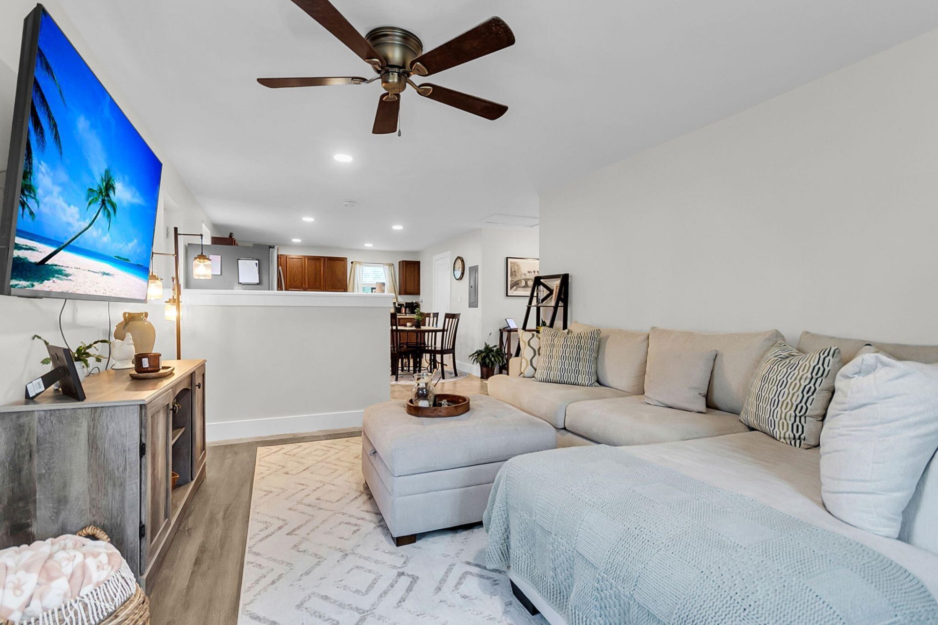 6504 Rozier Road Photo 15