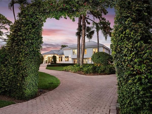 664 Hickory RD , NAPLES, FL 34108