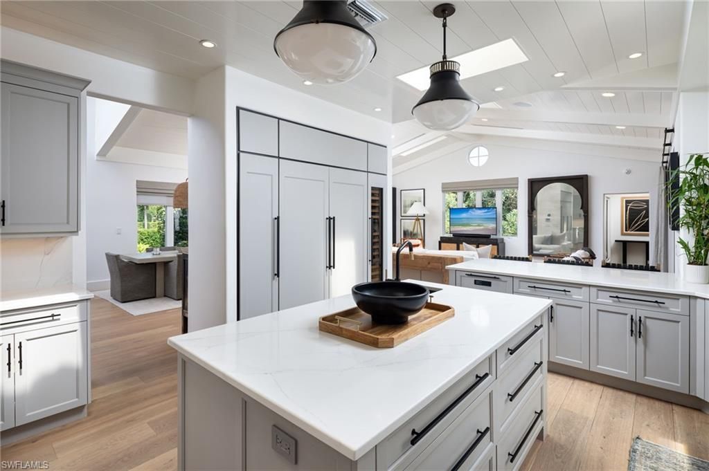 664 Hickory Rd , Naples, FL 34108 Photo
