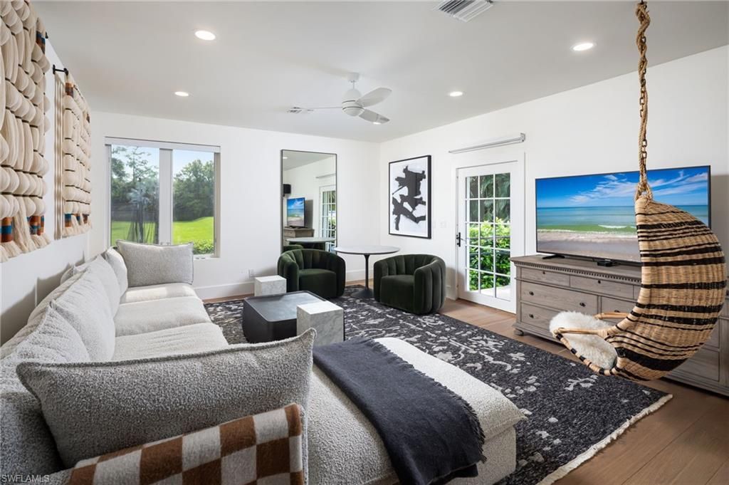 664 Hickory Rd , Naples, FL 34108 Photo