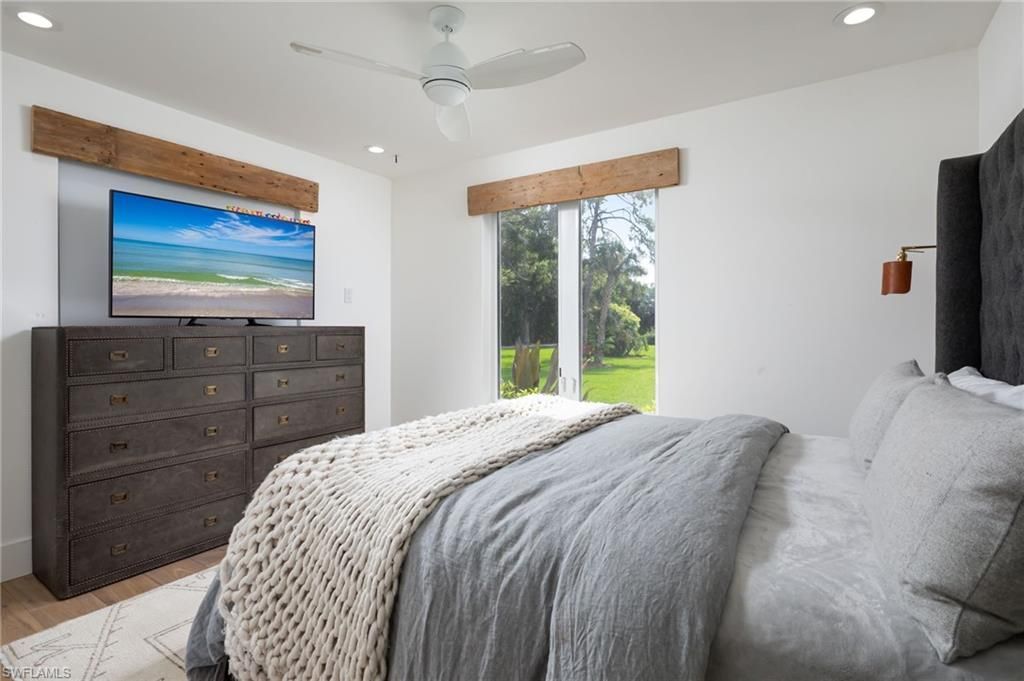 664 Hickory Rd , Naples, FL 34108 Photo