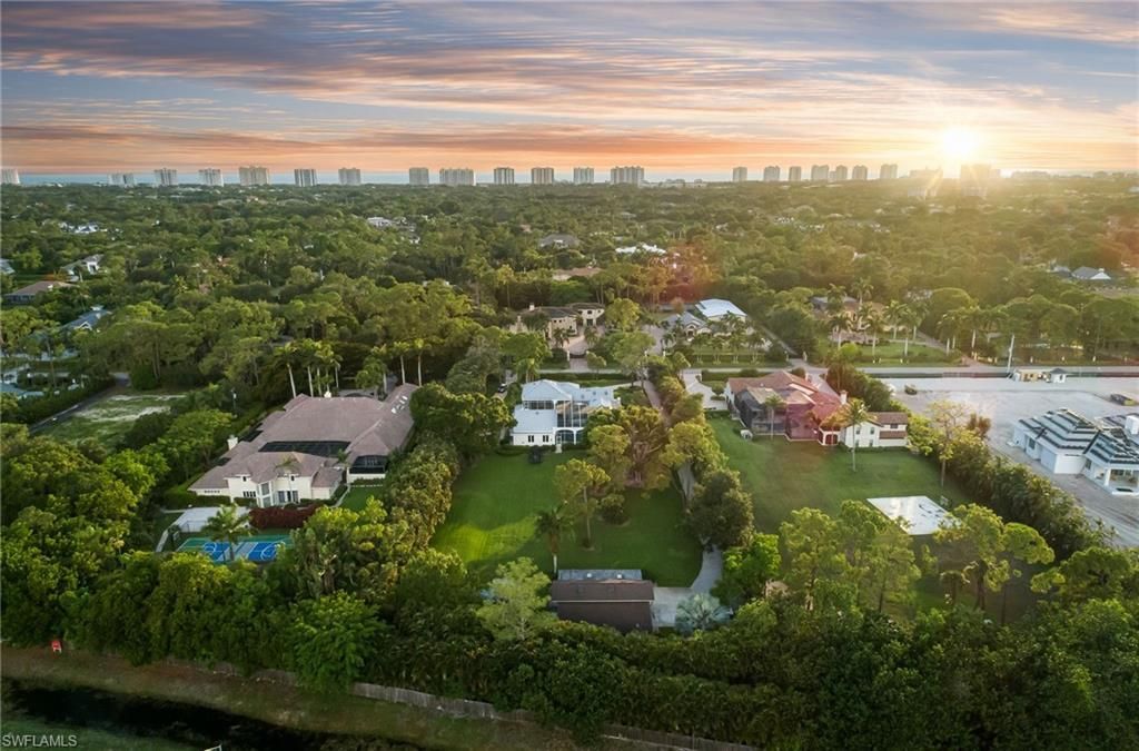 664 Hickory Rd , Naples, FL 34108 Photo