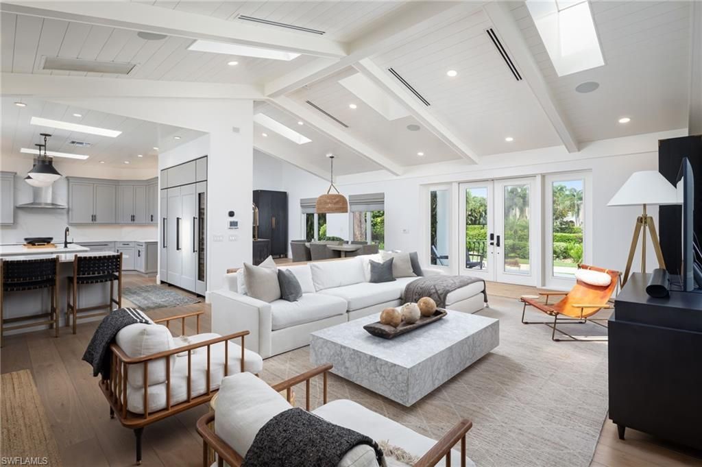 664 Hickory Rd , Naples, FL 34108 Photo