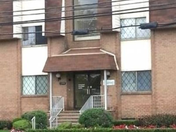 1150 W St George B44, Unit B44, Linden, NJ 07036