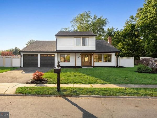 2 PRIMROSE DRIVE, SICKLERVILLE, NJ 08081