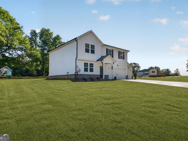 408 Panther Creek Lane, Jackson, GA 30233