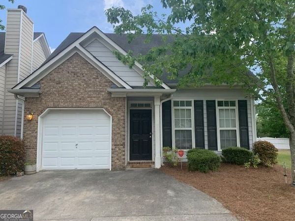 9592 Lakeview Circle, Union City, GA 30291