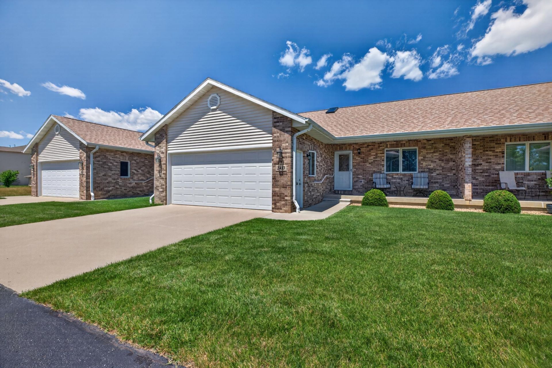 2453 Edgemont Avenue, Waterloo, IA 50702 Main Photo