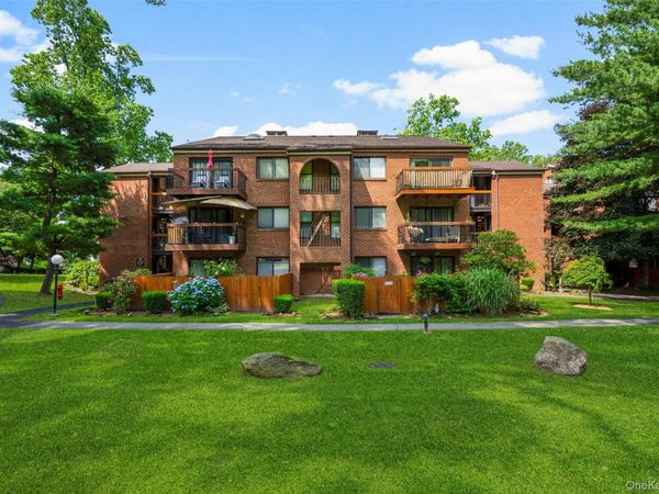18 Bronxville Glen Drive , Unit 11, Bronxville, NY 10708