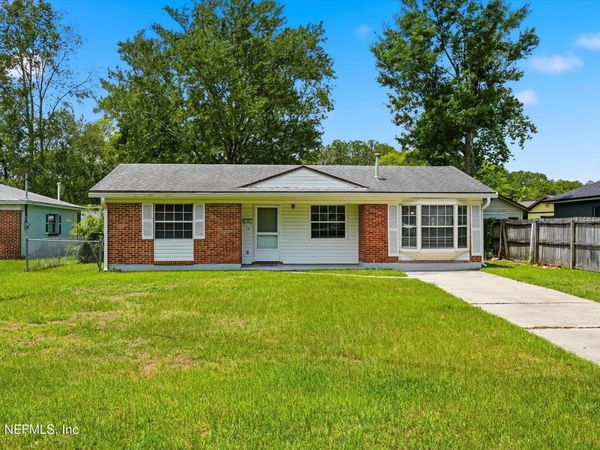 7428 WHITE ALDER DR Drive, Jacksonville, FL 32210