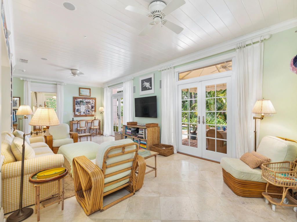 243 Garden Road, Palm Beach, FL 33480 Photo